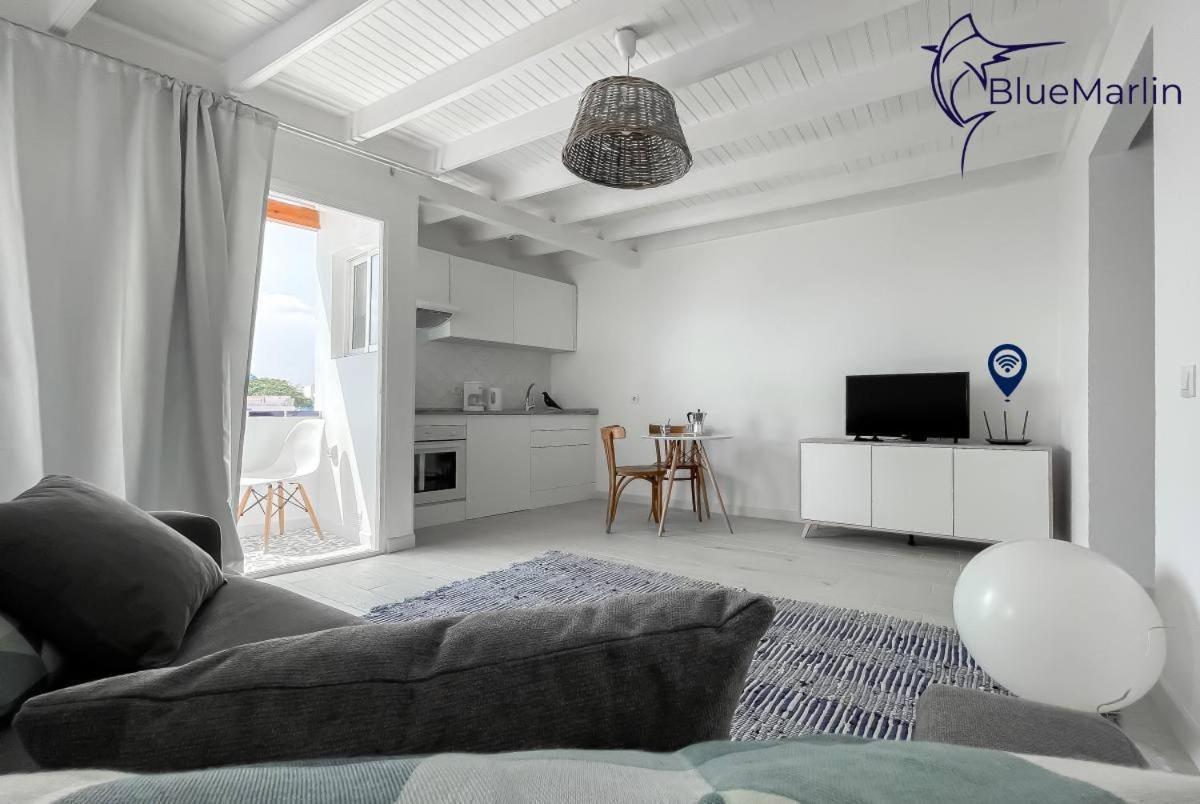 شقة B-Rent Bluemarlin Boutique Sea View كوراليهو المظهر الخارجي الصورة